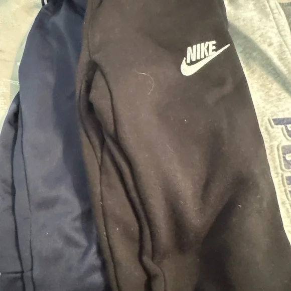 Bundle Set of (9) Kids Joggers & Sweats. Puma, Nike, Champion & More! Sz 5 - Picture 4 of 12